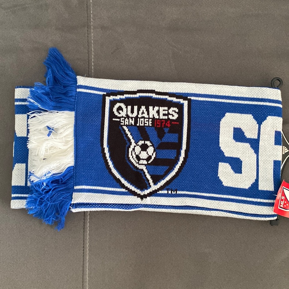 San Jose Earthquakes Scarf With Tags